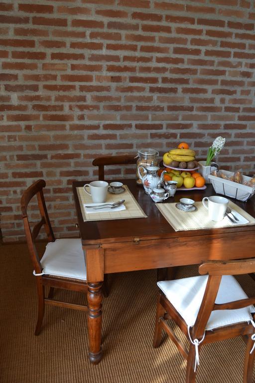 Tenuta Ajrale Vigone Стая снимка